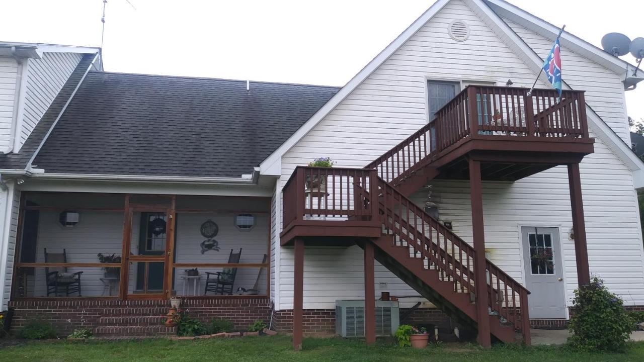 Bed and Breakfast Marvels On The Creek East New Market Exterior foto